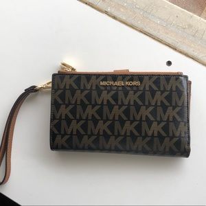 Michael Kors double zip wristlet